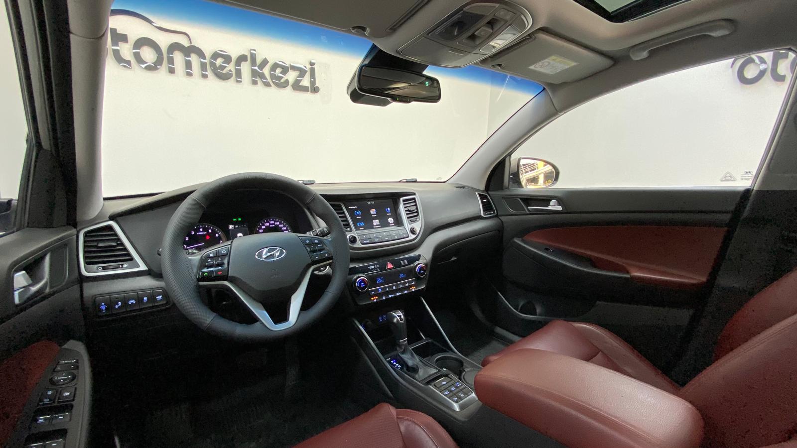 HYUNDAI TUCSON 21